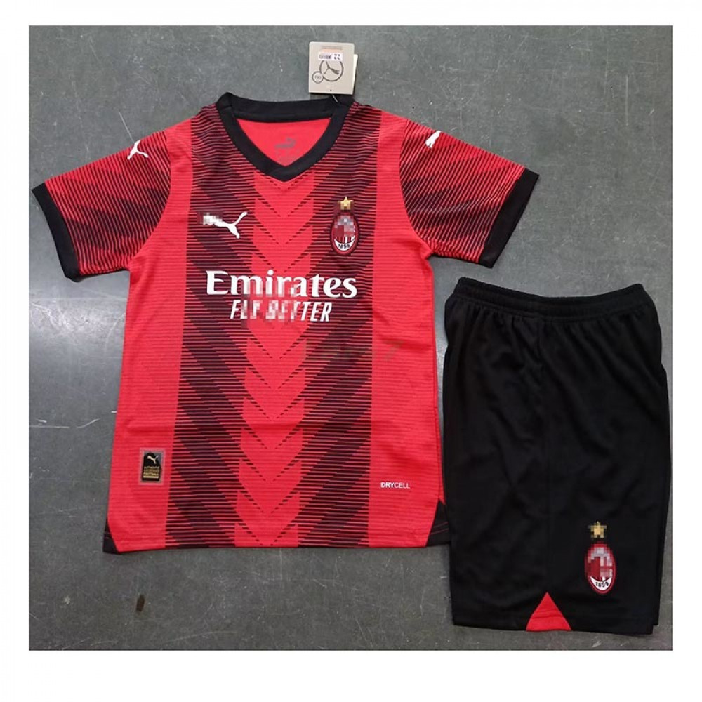 Camiseta de fútbol AC Milan 2023-2024 (niños), Rojo - : Deportes y  Actividades al Aire Libre 