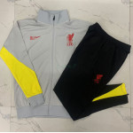 Chandal Liverpool 2024/2025 Gris Claro