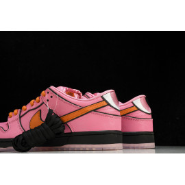 The Powerpuff Girls x NIKE Dunk SB Corte Bajo Rosa