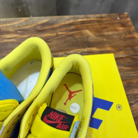 Travis Scott x Air Jordan 1 Corto Bajo Amarillo Canario