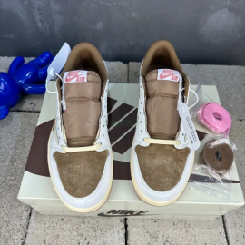 Travis Scott x Air Jordan 1 Corto Bajo Sail and Ridgerock