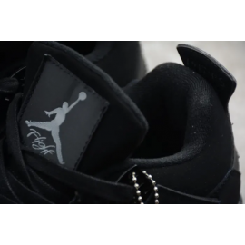 Air Jordan 4 Retro “Gato Negro”