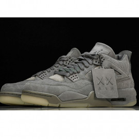 Air Jordan 4 Retro KAWS Gris