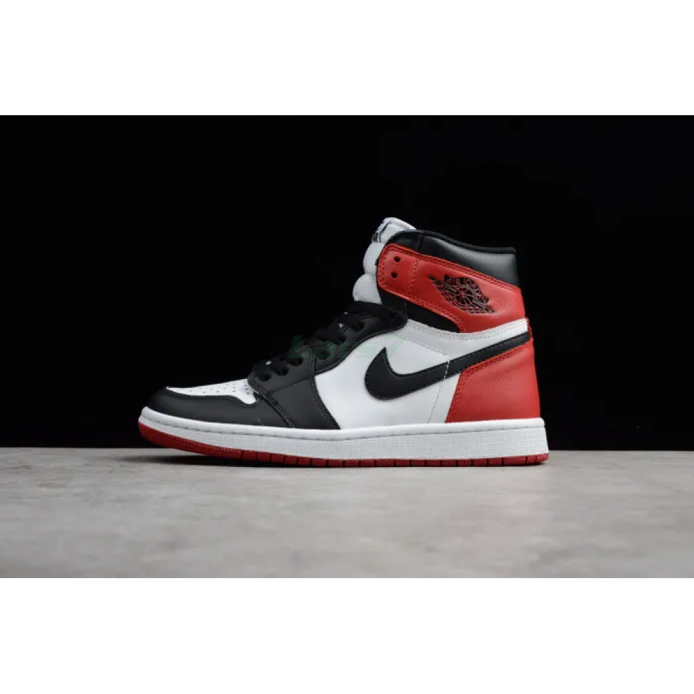 Air Jordan 1 Corte Alto Retro OG “Negro Toe”