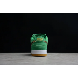 SB Dunk Low St.Patrick's Day