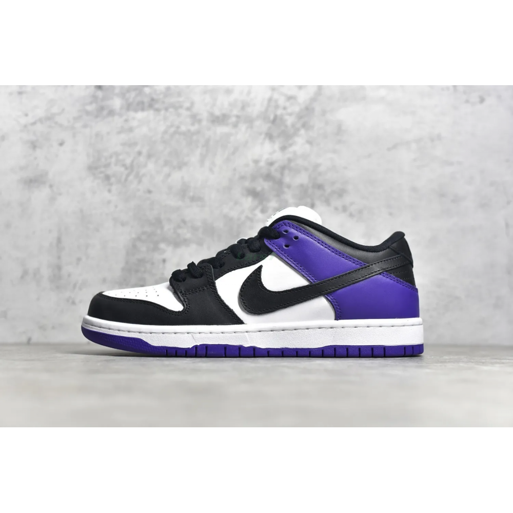 SB Dunk Low “Court Purple”