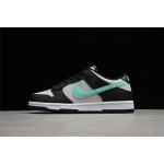 SB Dunk Low Negro Verde