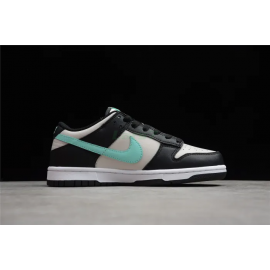 SB Dunk Low Negro Verde