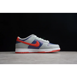 SB Dunk Low SP Samba