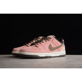 SB Dunk Low AE86 Tyler Pink