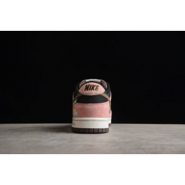 SB Dunk Low AE86 Tyler Pink