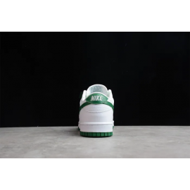 SB Dunk Low “Green Noise” Blanco