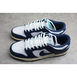 SB Dunk Low Vintage Navy”