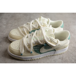 SB Dunk Low Beige Verde