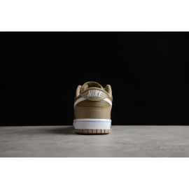 SB Dunk Low Marrón Claro