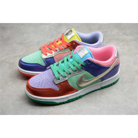 SB Dunk Low SE Sunset Pulse Silver