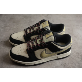 SB Dunk Low “Pink Suede” Beige Negro