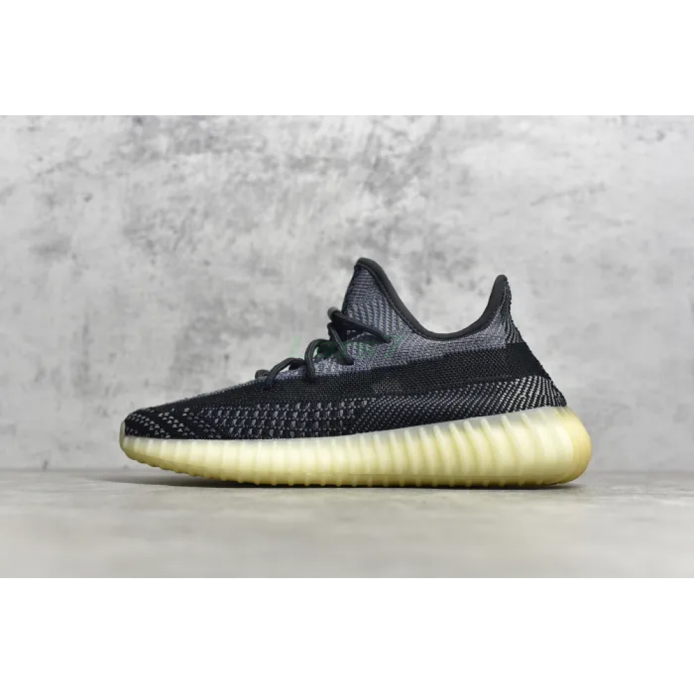 Yeezy 350 V2 “Carbon”